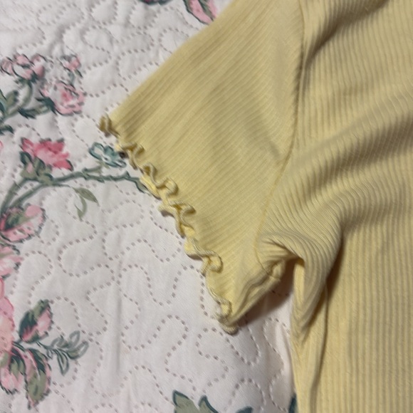 Thereabouts Yellow Ribbed Top - Picture 2 of 4